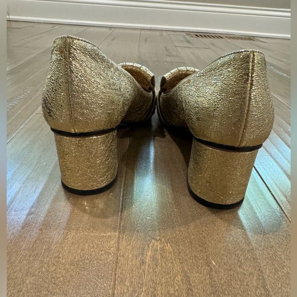 Authentic Gucci
Marmont leather Gold Closed Toe Heels - Picture 4 of 8